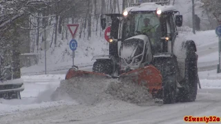 4K| Valtra T234 Clearing Snow With V-Plow