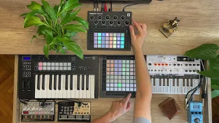 Dawless downtempo synth jam- great budget setup|Circuit Tracks|Microfreak|Launchpad Pro|Korg Volca