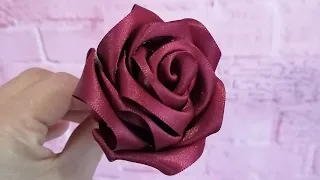 Como hacer una rosa con listón! Súper fácil!!! :)