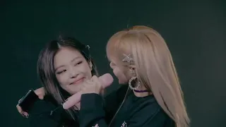 BLACKPINK - Full Encore _ (Whistle + Ddu-Du Ddu-Du + Stay) _ Arena Tour 2018 'Kyocera Dome Osaka'