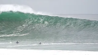 The Wedge - Big swell is still PUMPING second day! (RAW FOOTAGE)