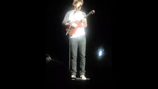 Jason Mraz sings Butterfly ! Acoustic version from the Yes! tour, Glasgow Royal Concert Hall