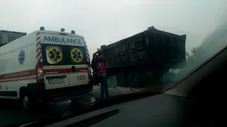 ДТП с двумя грузовиками на участке Днепр-Запорожье.Удар кабиной 21.02.20 #shorts