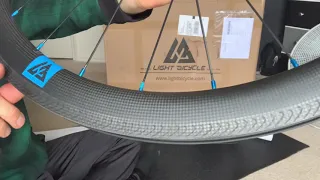 Unboxing LightBicycle R45 road bike wheelset