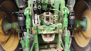 Prosta amortyzacja kabiny John Deere 6620