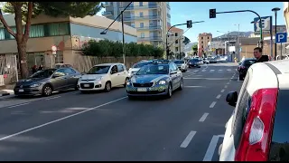 Arrivo della Polizia Stradale a Savona per incidente in corso Vittorio Veneto il 24 novembre