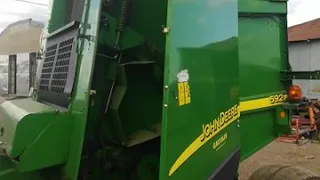 John Deere 592