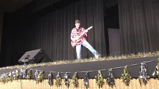 15 year old plays Van Halen in school talent show