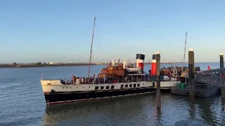 Thames cruise on the Paddle Steamer WAVERLEY