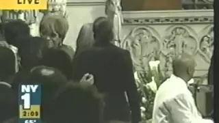 POWER OF LOVE - ARETHA FRANKLIN, PATTI LABELLE, STEVIE WONDER  At Luther  vandross funeral