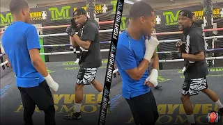 FLOYD MAYWEATHER TEACHING DEVIN HANEY SHOULDER ROLL DEFENSE & HOW TO THROW POWER JABS!