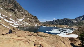 Views of Lake Ingalls and Headlight Basin, Alpine Lakes Wilderness, Washington.