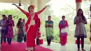 Dance Gopi(Devoleena)