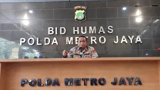 detik-detik gisel di tetapkan sebagai tersangka video mesum yang viral