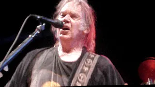 2009-06-27 - Neil Young - Rockin` In The Free World - Hard Rock Calling - Hyde Park, London