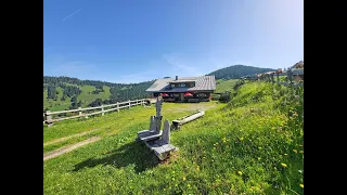 Hüttenurlaubsglück im Tal der Almen