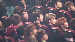 BTS TWICE reaction to Artist of the year at Asia Artist Awards 2016 ver.8-1