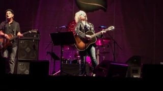 Lucinda Williams - "Sweet Old World" at Strawberry 2017