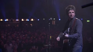 Noel Gallagher's High Flying Birds - If I Had A Gun (Live at iTunes Festival 2012)