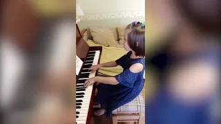 Марианна Лемешкина, 7 лет. Романс "Очи черные"