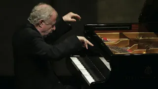 András Schiff - Beethoven Piano Sonata in E major, Op.109 - Live 2011