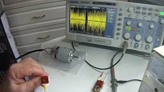 Бесполезный эксперимент с осциллографом №2 (Подключение двигателя).