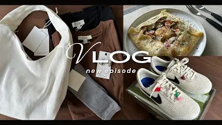 Vlogㅣ독일직장인 브이로그 l 독일생활 l COS 쇼핑 l 따끈따끈한 나이키 x 보디 운동화 구입 후기🧞 l 주말 홈브런치: 갈레트크레페  l 직장인브이로그 l 일상브이로그 l