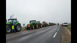 Nepatenkinti ūkininkai traktoriais šturmuoja Vilnių – nusprendė protestuoti