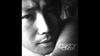 Radiohead - Creep (cover) by ESKEY with iPhone4s 'Garage Band' app.