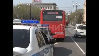 Забитый пассажирами автобус попал в аварию у площади Ленина в Хабаровске. MestoproTV