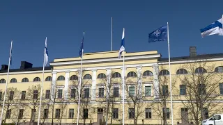 Le drapeau de l'OTAN et de la Finlande côte à côte à Helsinki | AFP Images