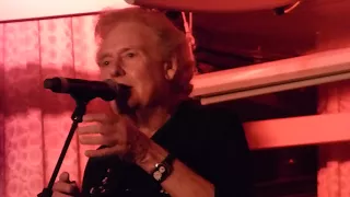 STRAWBS: "The Familiarity of Old Lovers" Moody Blues Cruise IV