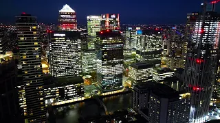 [4K] London Financial District | Flying Over Canary Wharf at Night