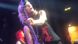 L7 - “Andres” (Live in São Paulo (BRA) / Oct. 20th, 2023)