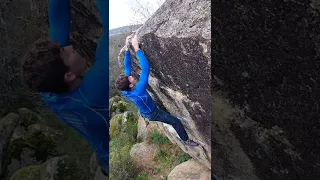 Los Atómicos 6c - Torrelodones Boulder