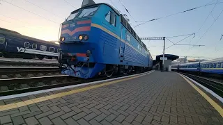 🇺🇦 "Денний в Хелм" Електровоз ЧС8-009 з поїздом D 119 Київ - Хелм