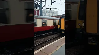 #shorts 45321 The Sherwood Forester 60007 Sir Nigel Gresley (in black) through Northampton 15.11.22