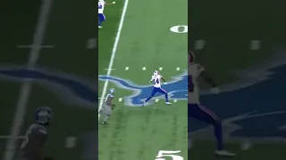 Josh Allen throws an ABSOLUTE DIME #viral #shorts #nfl