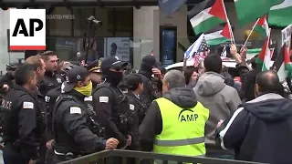 Pro-Palestinian protesters show up for Israel Independence Day ceremony in Chicago