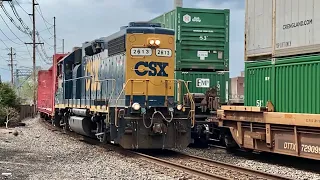 CSX Train With Caboose Seems To Be Racing Norfolk Southern Intermodal Train!  Trains With DPUs