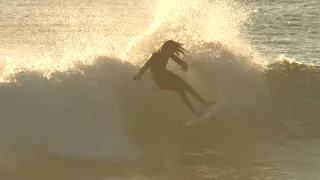 【surfing】ロブ・マチャドが小波を楽しむスタイルに誰もが憧れる😍