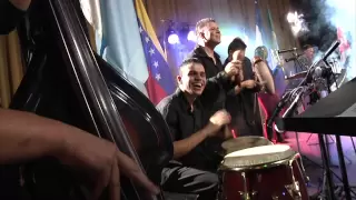 Diego Morán - Hacha y Machete (Live)