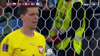 Wojciech Szczęsny broni karnego Polska - Argentyna