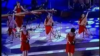 12 Girls Band - Nessun Dorma + Ode To Joy (Live From Shanghai)