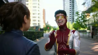 XS и Барт Аллен против Бога скорости в 2049 году / The Flash 07x17