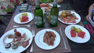 Hotel Resort Intime Sanya dinner barbecue. Китай,  Хайнань,  Дадунхай - отель Интайм резорт. Ужин