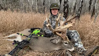 Bow Hunting GIANT Saskatchewan Whitetails|| GIANT DOWN