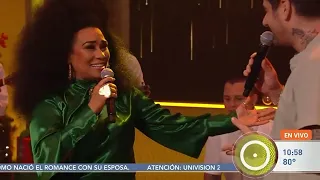 Aymée Nuviola y Melendi Despierta América cantan Pan