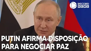 Putin afirma disposição para negociar paz com quem deseja