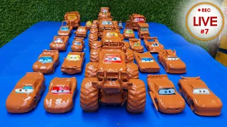 Clean up muddy minicars & disney pixar car convoys! Play in the garden